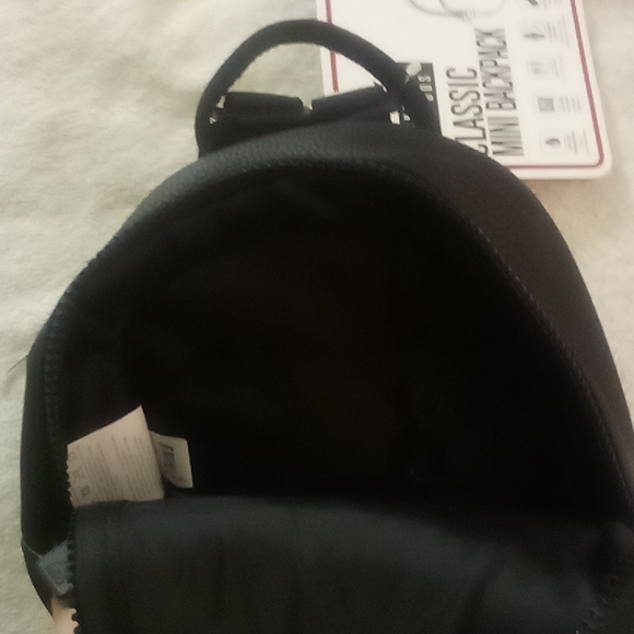 REEBOK CLASSIC MINI REEBOK BACKPACK!! NWT!! - Picture 6 of 7